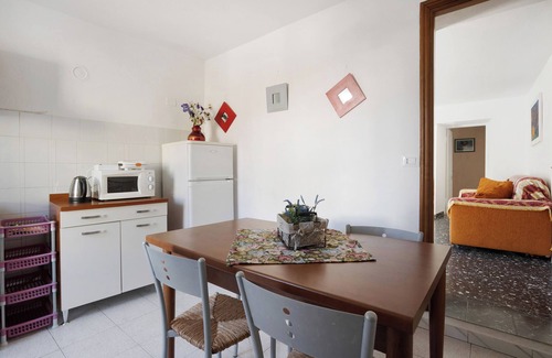 Beverino Apartamento | Apartamento 'Le Rose' con vistas a la montaña y Wi-Fi