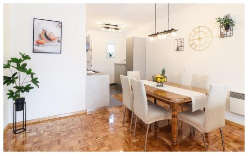 Grebastica Apartamento | Apartment Legend