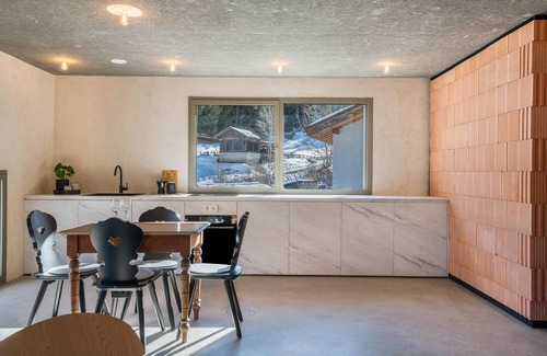 Santa Maddalena Apartamento | Apartamento 'Lena Dolomites Suite' con vistas a la montaña, terraza privada y sauna