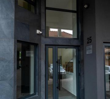 Kraljevo Apartamento | Apartment Leona