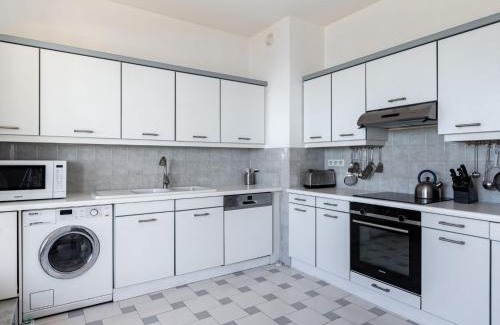 Eze Apartamento | Apartment Les Balcons d'Eze-1 by Interhome