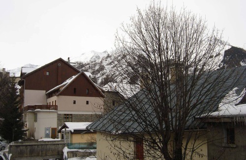 Valloire Apartamento | Apartment 'Les Bergers 71' with Mountain View and Balcony