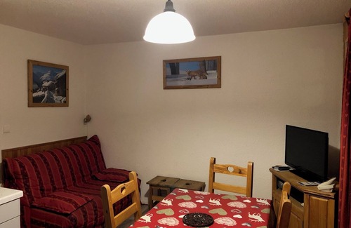 Valloire Apartamento | Apartment 'Les Bergers 71' with Mountain View and Balcony