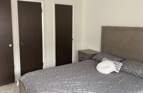 Iowa City Apartamento | Apartment Less Than a Mile From Kinnick and UIHC!