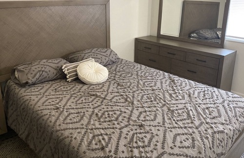 Iowa City Apartamento | Apartment Less Than a Mile From Kinnick and UIHC!