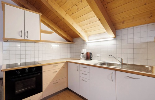 Naz Apartamento | Apartamento 'Linder 22' con vistas a la montaña, piscina compartida y Wi-Fi