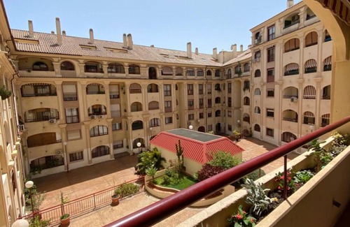 Arroyo de la Miel Apartamento | Apartment 'Liya's Home' with Balcony, Wi-Fi and Air Conditioning