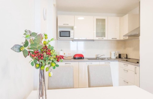 Montovjerna Apartamento | Apartment Luce Royal