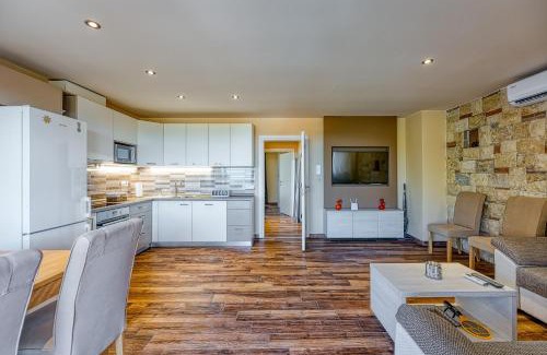 Mugeba Apartamento | Apartment M- Panoramic View