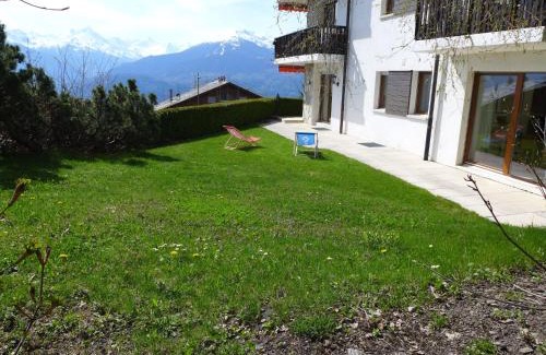 Randogne Apartamento | Apartment Marigny Dent-Blanche 9-8 by Interhome