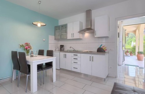 Marceljani Apartamento | Apartamento Mariza by Interhome