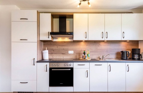 Arnstorf Apartamento | Apartamento 'Mayerhofer 1' con terraza privada, jardín compartido y Wi-Fi