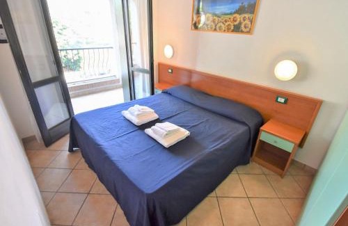 Lido di Spina Apartamento | Apartment Michelangelo-3 by Interhome