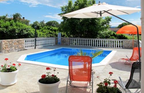 Pinezici Apartamento | Apartment Mira-2 by Interhome
