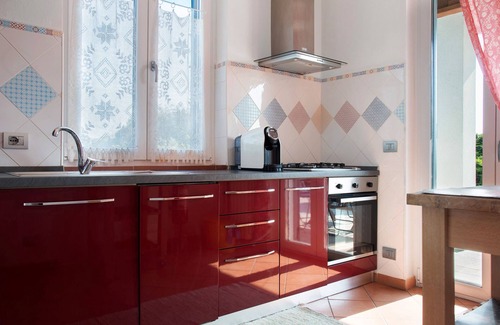 Cantello Apartamento | Apartamento 'Mora' con vistas a la montaña, terraza privada y Wi-Fi