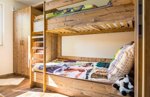 Adnet Apartamento | Apartment Motzenhof - Stadtnähe Salzburg - modernes Bauernhoferlebnis inklusive