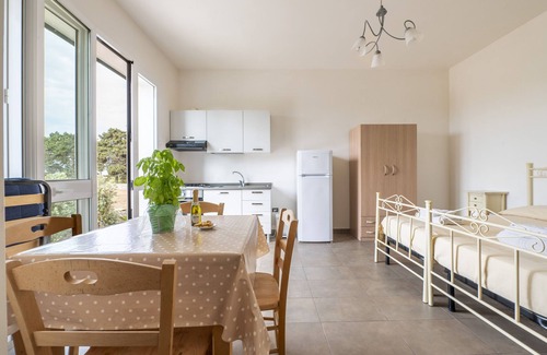 Otranto Apartamento | Apartamento 'Muma 2' con terraza privada, Wi-Fi y aire acondicionado