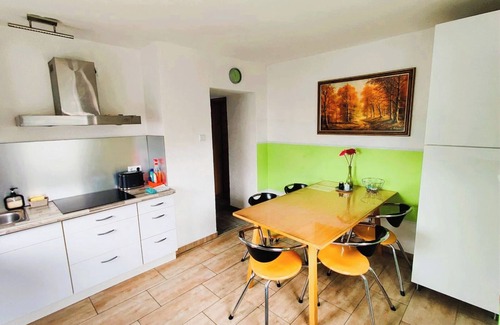 Laupheim Apartamento | Apartment 'Near the Center' with Private Garden, Balcony and Wi-Fi