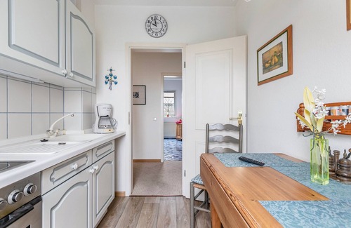 Rodenas Apartamento | Apartamento 'Nis Puk' con terraza privada, jardín compartido y Wi-Fi