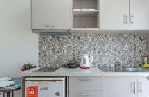 Panormos Apartamento | Apartamento 'No 13' con piscina compartida, Wi-Fi y aire acondicionado