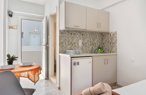 Panormos Apartamento | Apartamento 'No 14' con piscina compartida, Wi-Fi y aire acondicionado