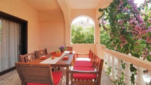 Privlaka Apartamento | Apartment Nora near the beach - by TA Leut Agency