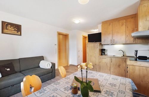 Vallarga Apartamento | Apartamento "Oberhof Lärchenwald" con vistas a la montaña, balcón y Wi-Fi