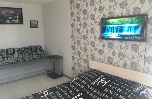 Kirovskiy rayon Apartamento | Apartment on Lodygina street