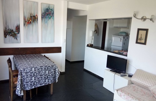 Cantegril Apartamento | Apartamento sobre la playa mansa en Punta del este