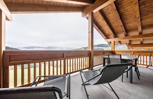 Meltina Apartamento | Apartamento 'Parliflhof Apt Laugenblick' con vistas a la montaña, jardín compartido y Wi-Fi