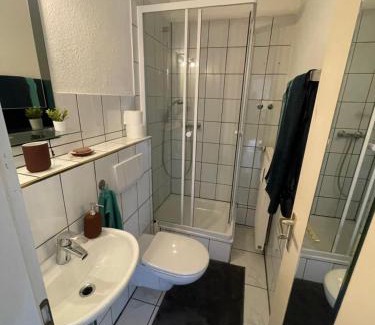 Oberbilk Apartamento | Apartment, parterre, für 3 Gäste, Zentral gelegen, Mitsubishi Halle