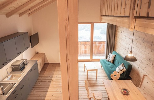Perca Apartamento | Apartamento 'Peintnerhof Gasteig' con vistas a la montaña, terraza compartida y Wi-Fi