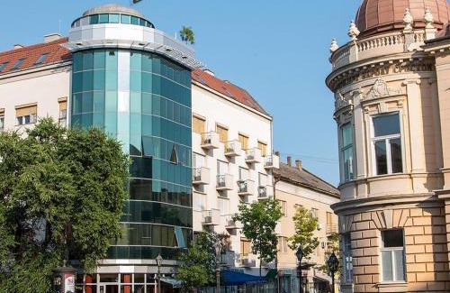 Sombor Apartamento | Apartment Penthouse Festina Lente