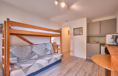 Prapoutel Apartamento | Apartamento 'Prapoutel Pied Des Pistes' con vistas a la montaña y balcón