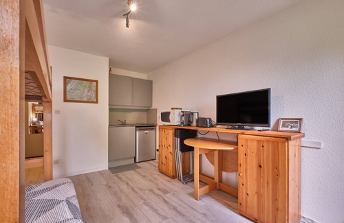 Prapoutel Apartamento | Apartamento 'Prapoutel Pied Des Pistes' con vistas a la montaña y balcón