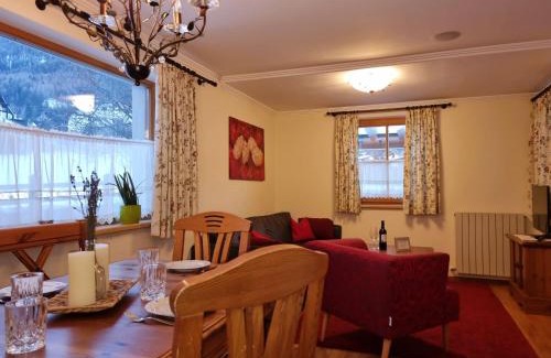 Pfunds Apartamento | Apartment Rätia I by Interhome