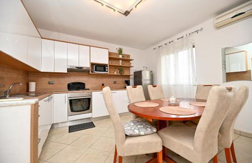 Razanac Apartamento | Apartment Ražanac Nikola