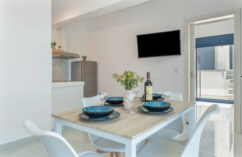 Mirties Apartamento | Apartamento 'Regina 1' con vistas al mar, Wi-Fi y aire acondicionado