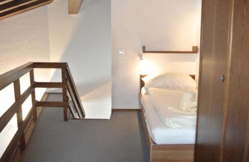Surlej Apartamento | Apartment Residenza Chesa Margun 46-3 by Interhome