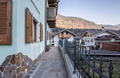 Roncone Apartamento | Apartamento Roncone con vistas a la montaña y Wi-Fi