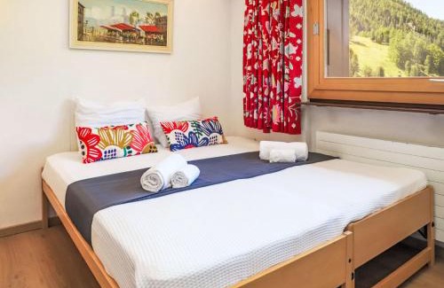 Noveli Apartamento | Apartment Rosablanche E36 by Interhome