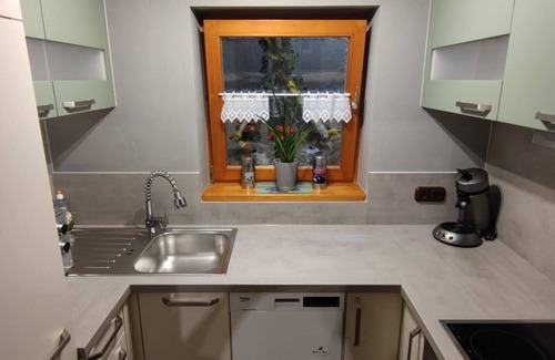 Altenkunstadt Apartamento | Apartamento 'Ruhige Einliegerwohnung Mit Terasse' con terraza privada, jardín privado y Wi-Fi
