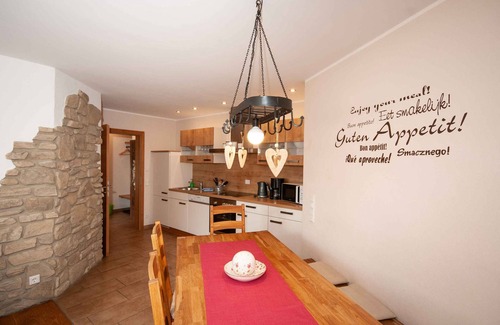 Nordenau Apartamento | Apartamento 'Schütte, 80 m²' con terraza compartida, jardín compartido y wifi