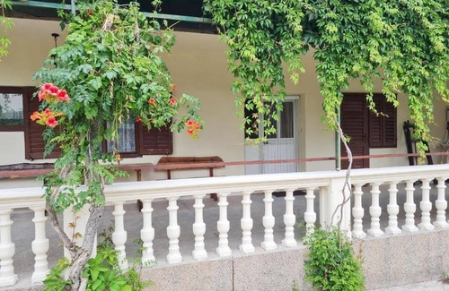 Raslina Apartamento | Apartment Shady Terrace (99641-A1) - Raslina (Sibenik)
