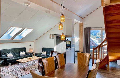 Jungholz Apartamento | Apartamento 'Sorgschrofen' con vistas a la montaña, terraza compartida y Wi-Fi