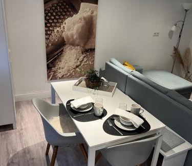 Mauritz-Ost Apartamento | Apartment St Mauritz Souterrain