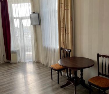 Yavory Apartamento | Apartment Studio -біля Вокзалу-недалеко від Центру-Городоцька 151