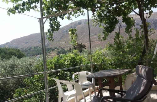 Panormos Apartamento | Apartamento 'Studio 1' con vistas a la montaña, Wi-Fi y aire acondicionado