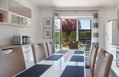 Beckdorf Apartamento | Apartamento 'Sunny' con terraza privada, jardín privado y Wi-Fi