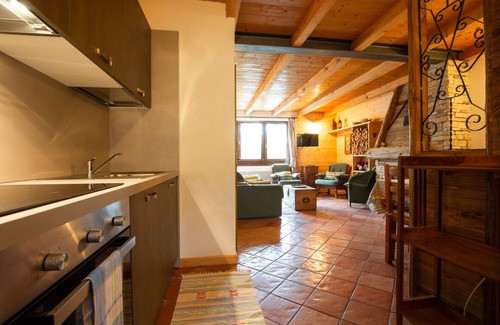 Concei Chalet De Esquí | Chalet rodeado de vegetación en Val Concei